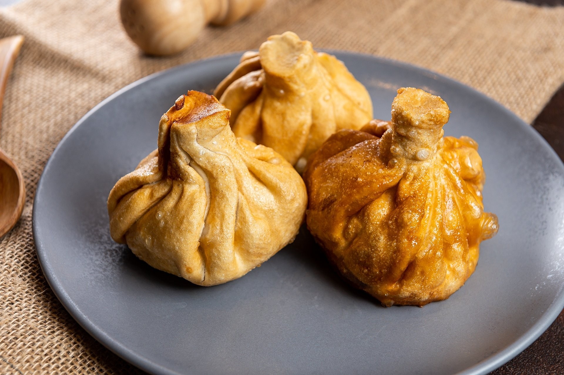 Хинкали жареные с телятиной 3шт.