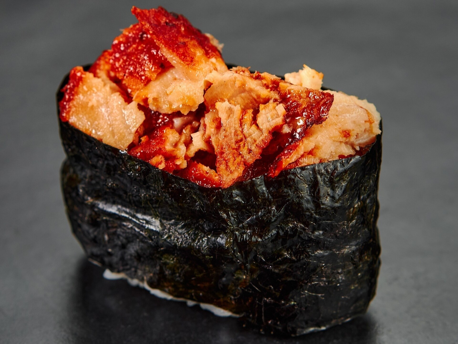 Гункан с угрем 1шт.