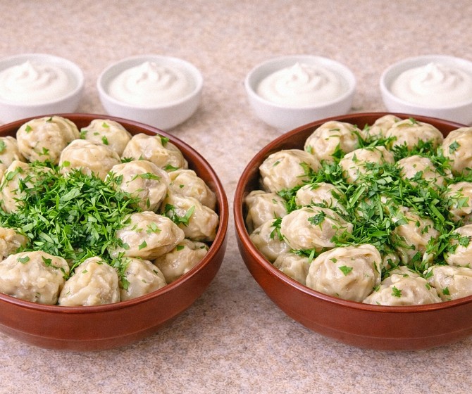 Комбо Семейный: Пельмени Сибирские 25 шт+Пельмени с цыпленком 25 шт+Сметана 4 шт