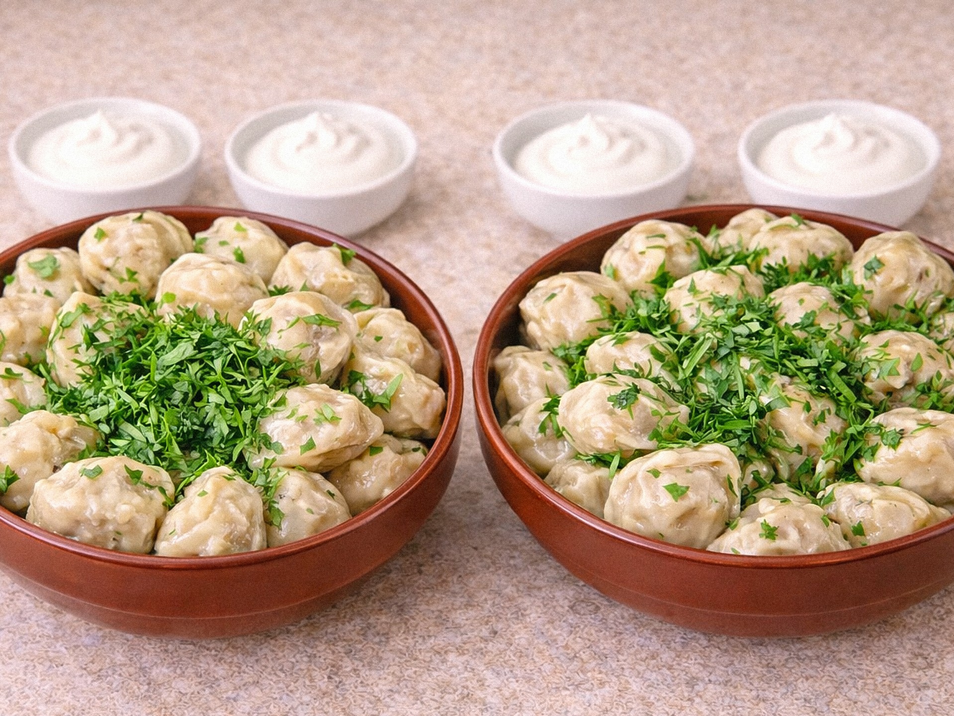 Комбо Семейный: Пельмени Сибирские 25 шт+Пельмени с цыпленком 25 шт+Сметана 4 шт